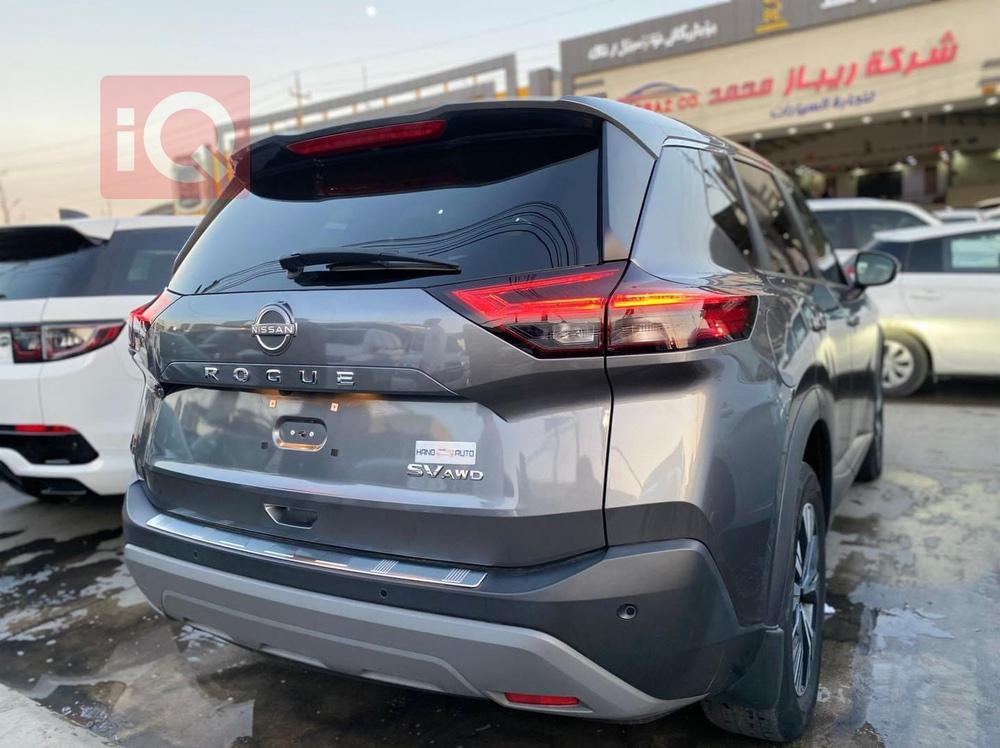 Nissan Rogue